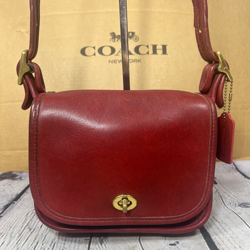 Vintage Coach 9965 Legacy Small Flap Bag ❤️RED❤️Leather🌟GOLD⭐️Hardware NICE BAG
